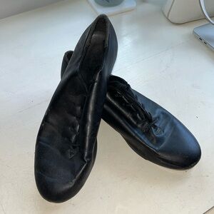 Tap shoes